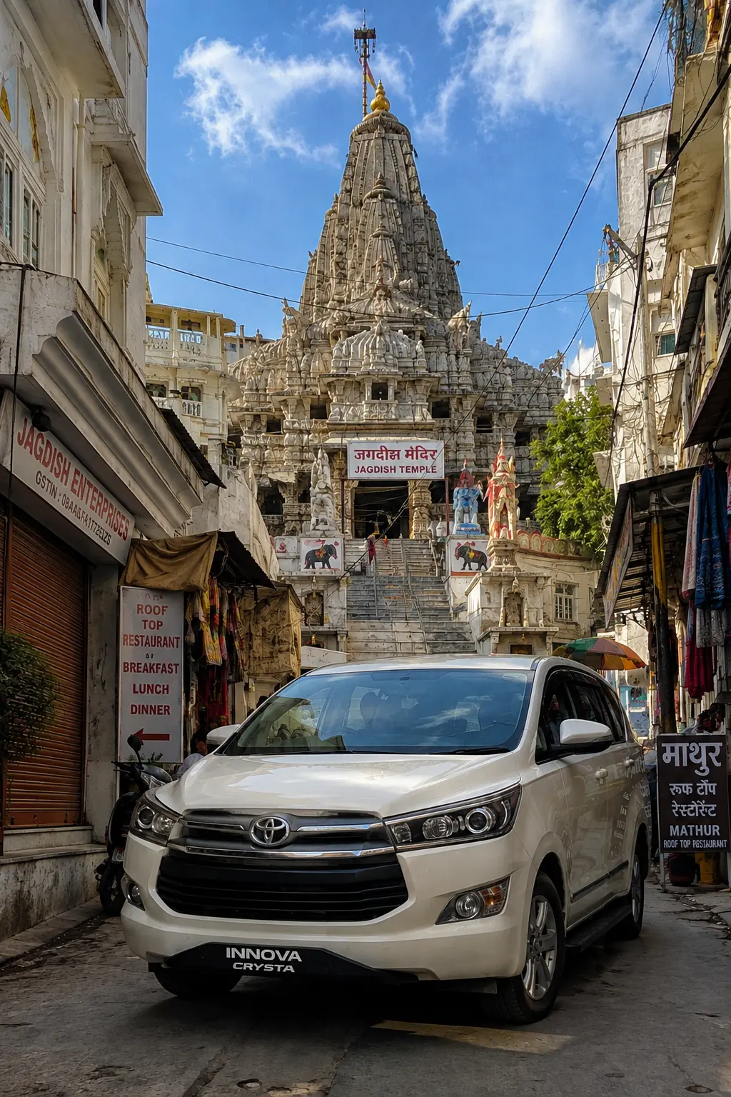 Jagdish Temple street view, Udaipur old city