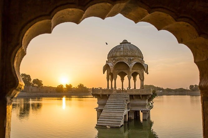 Gadisar Lake